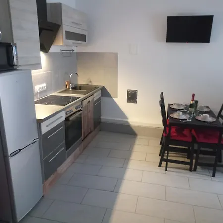 In Διαμέρισμα